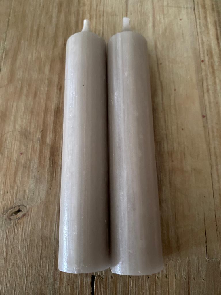 Kaars taupe kort (per stuk)